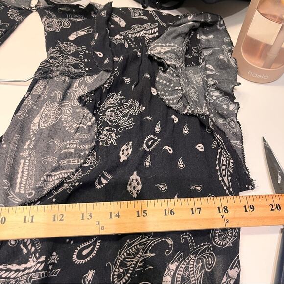 IRO Black Sheer Paisley Ruffle Romper Sz 8 - Picture 8 of 10